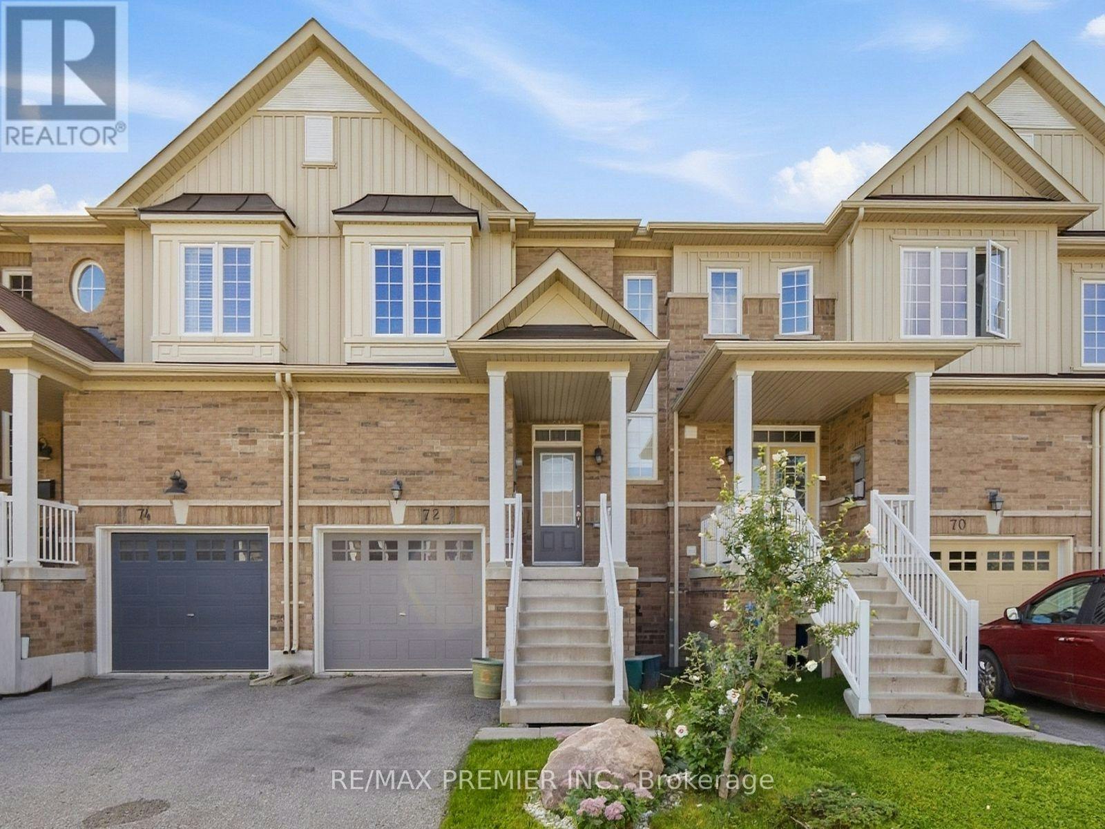72 Luisa Street, Bradford West Gwillimbury, ON, L3Z 0P1 - 2