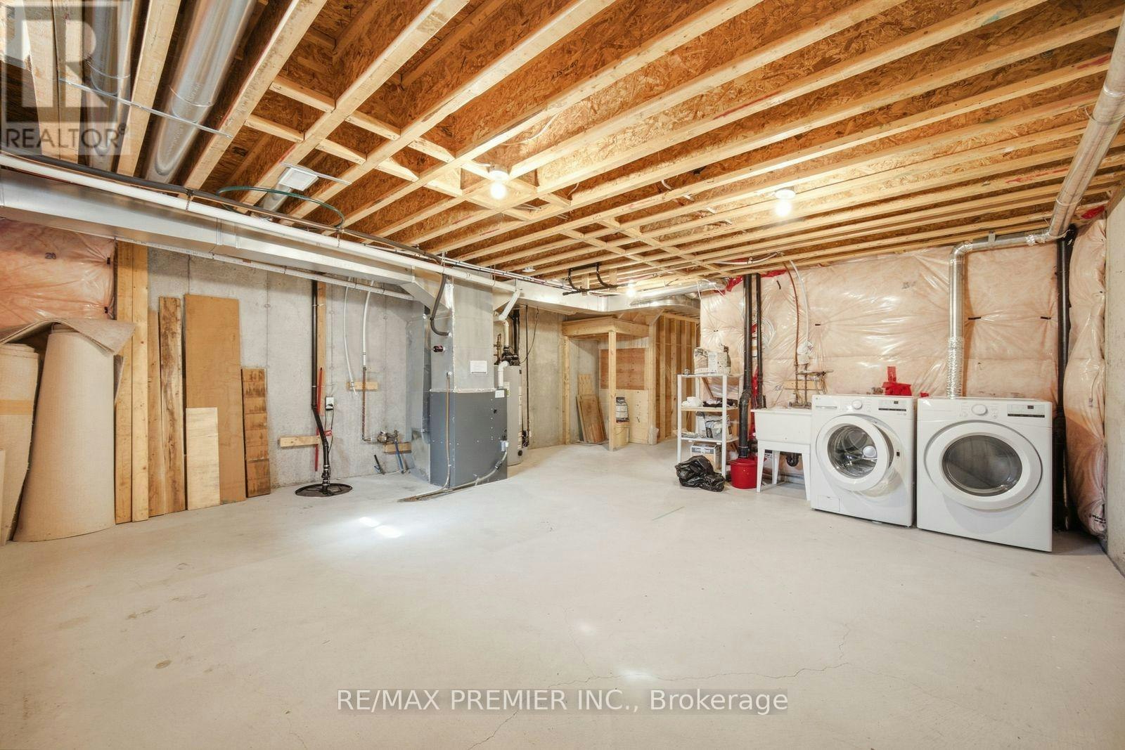 72 Luisa Street, Bradford West Gwillimbury, ON, L3Z 0P1 - 33