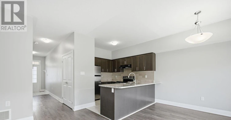 72 Luisa Street, Bradford West Gwillimbury, ON, L3Z 0P1 - 10
