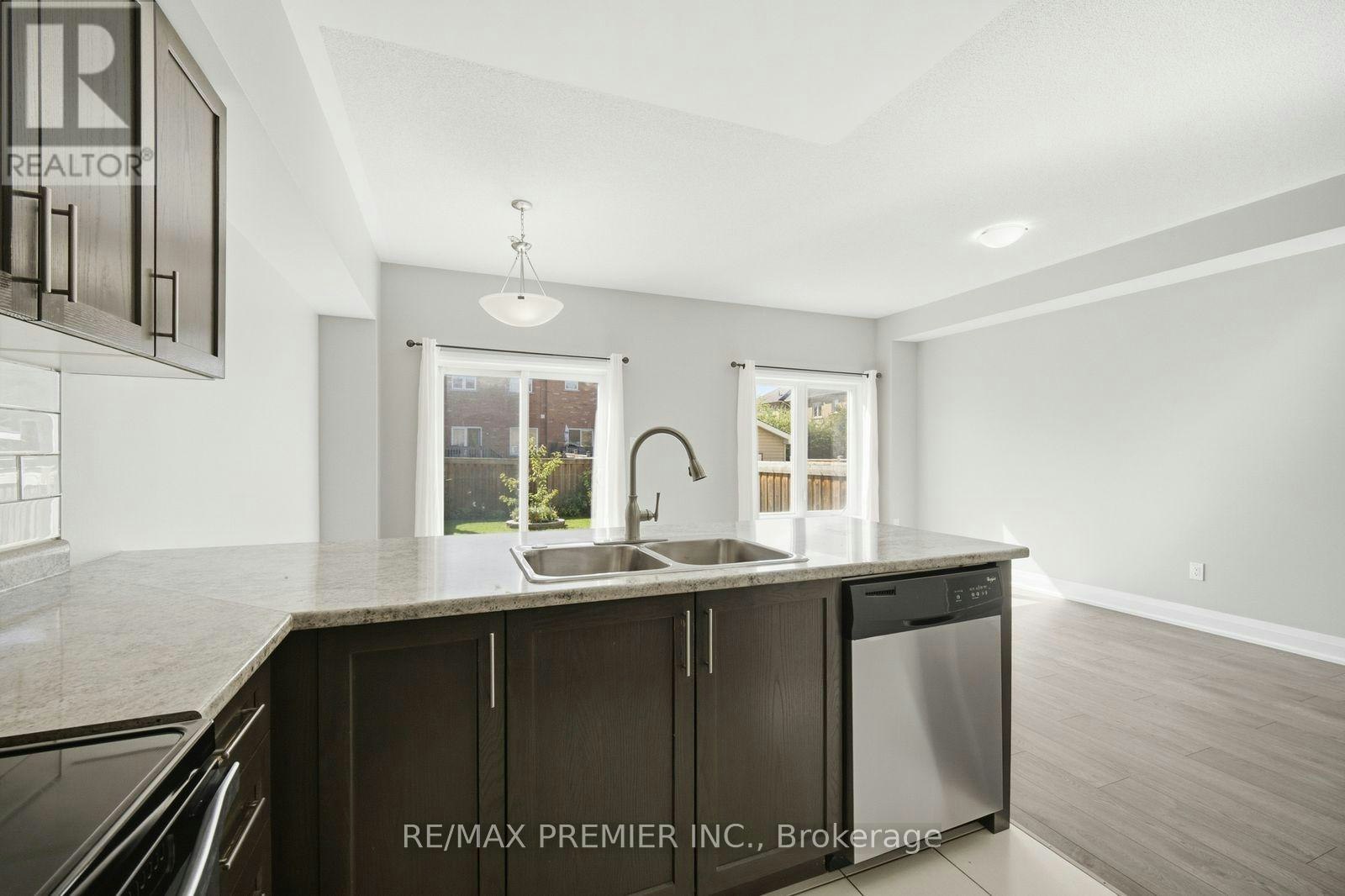 72 Luisa Street, Bradford West Gwillimbury, ON, L3Z 0P1 - 14