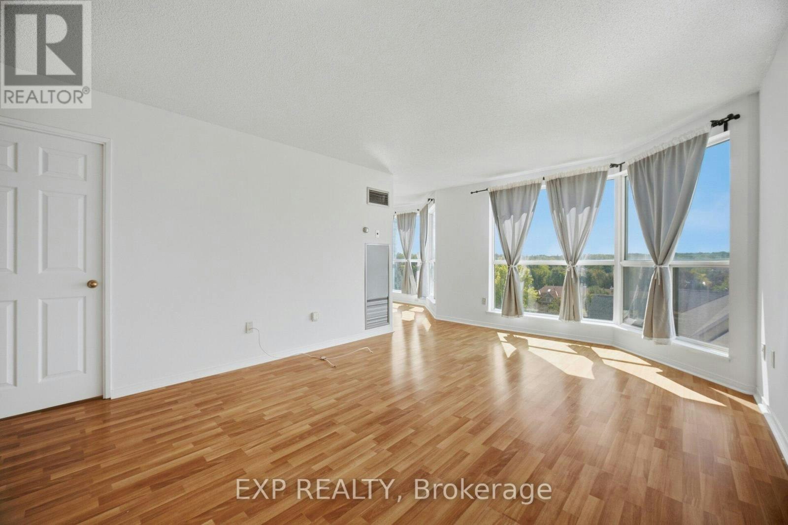 808-2155 Burnhamthorpe Road W, Mississauga, ON, L5L 5P4