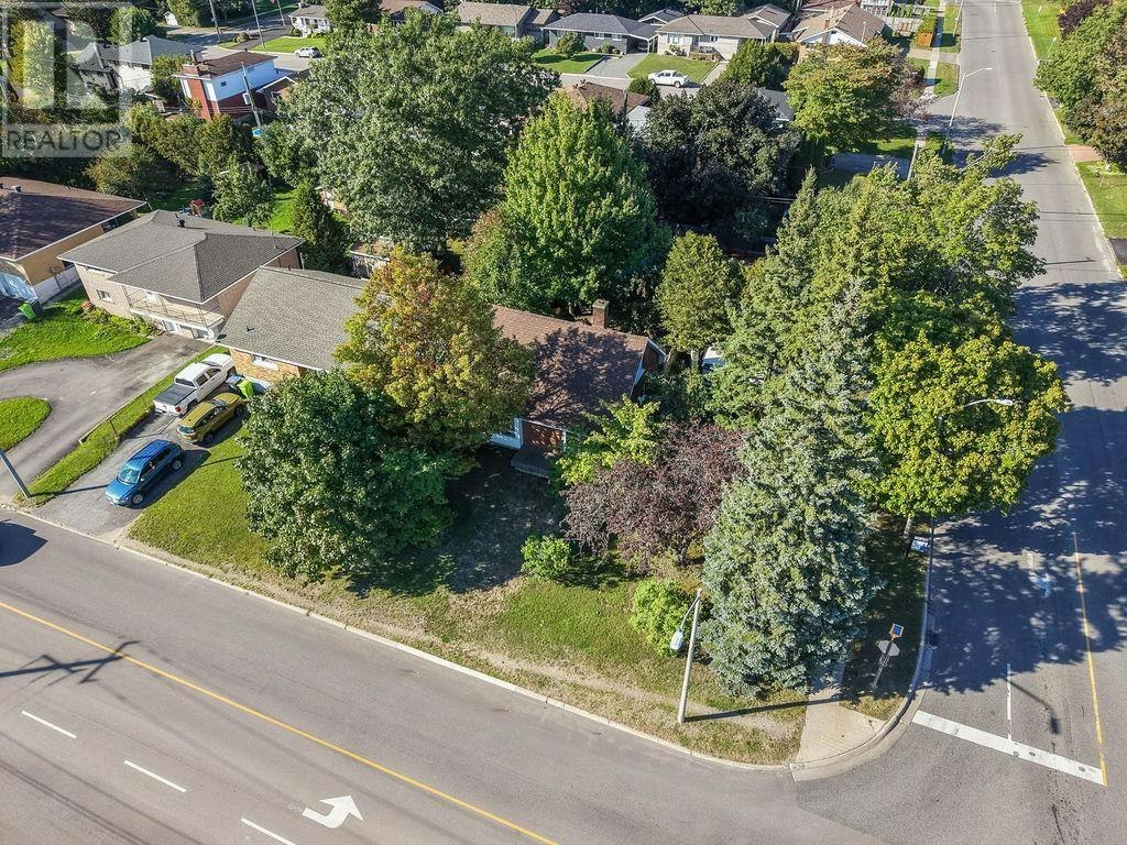 15 Grand Boulevard, Sault Ste. Marie, ON, P6B 4R8