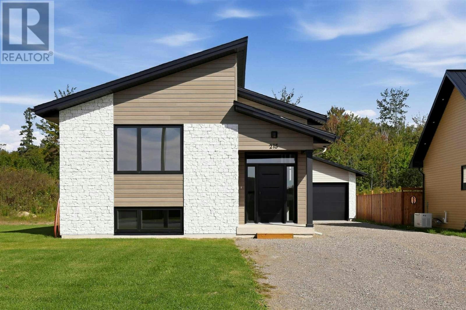 215 Greenfield Drive, Sault Ste. Marie, ON, P6C 3T3