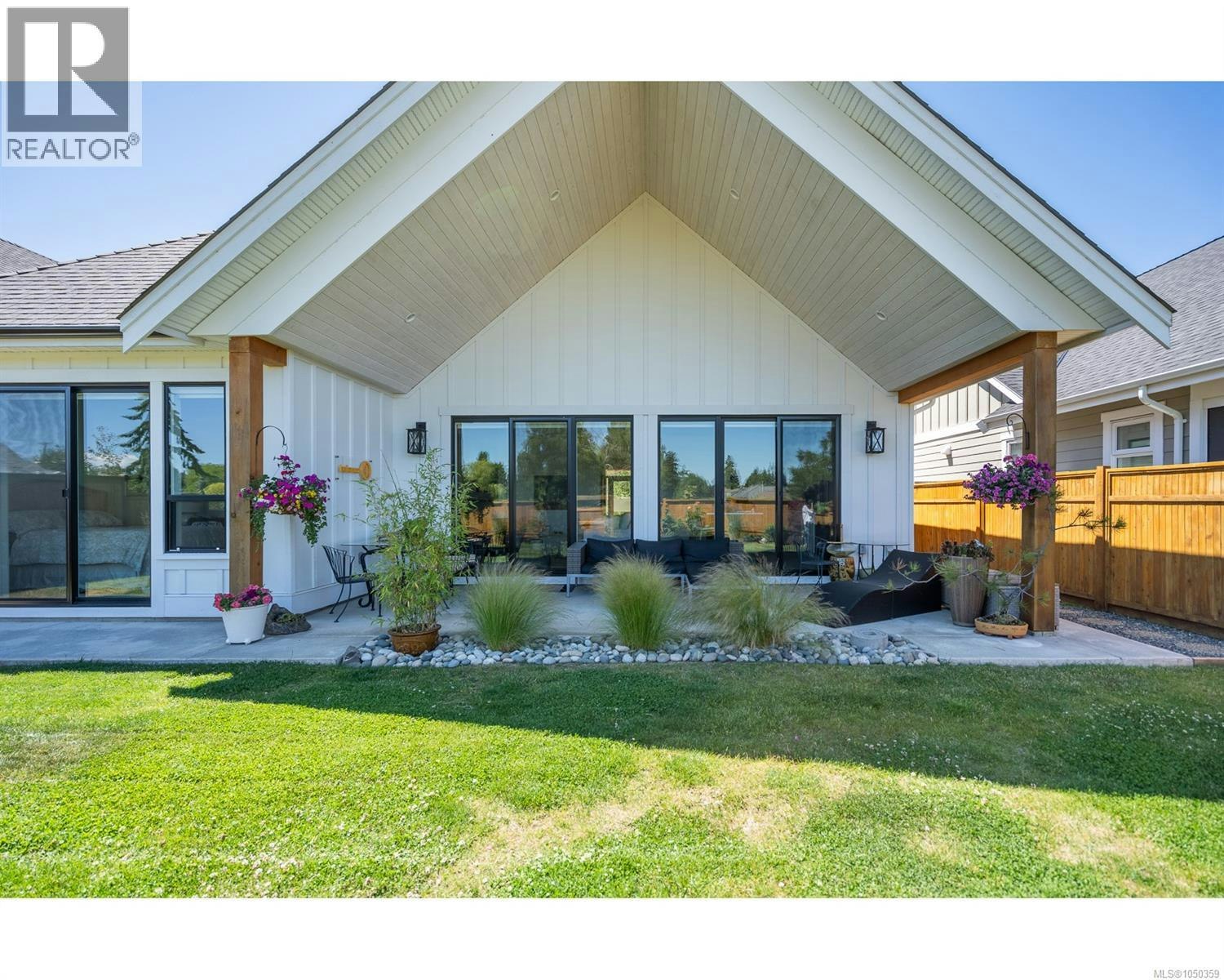 427 Cottage Drive, Qualicum Beach, BC, V9K 2T3
