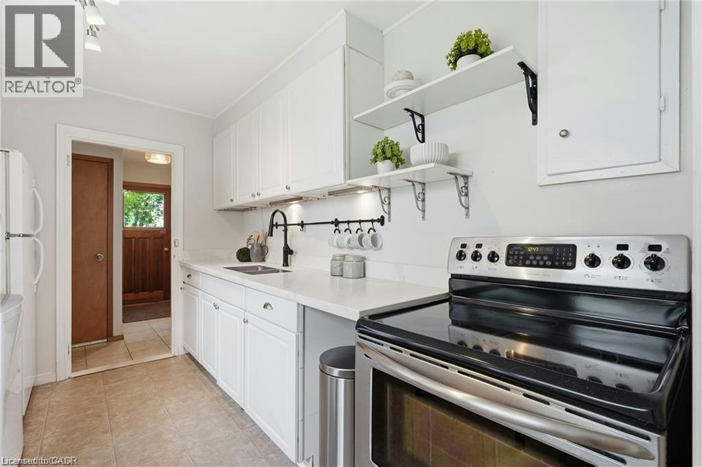 132 Spadina Road E, Kitchener, ON, N2M 3X4 - 5