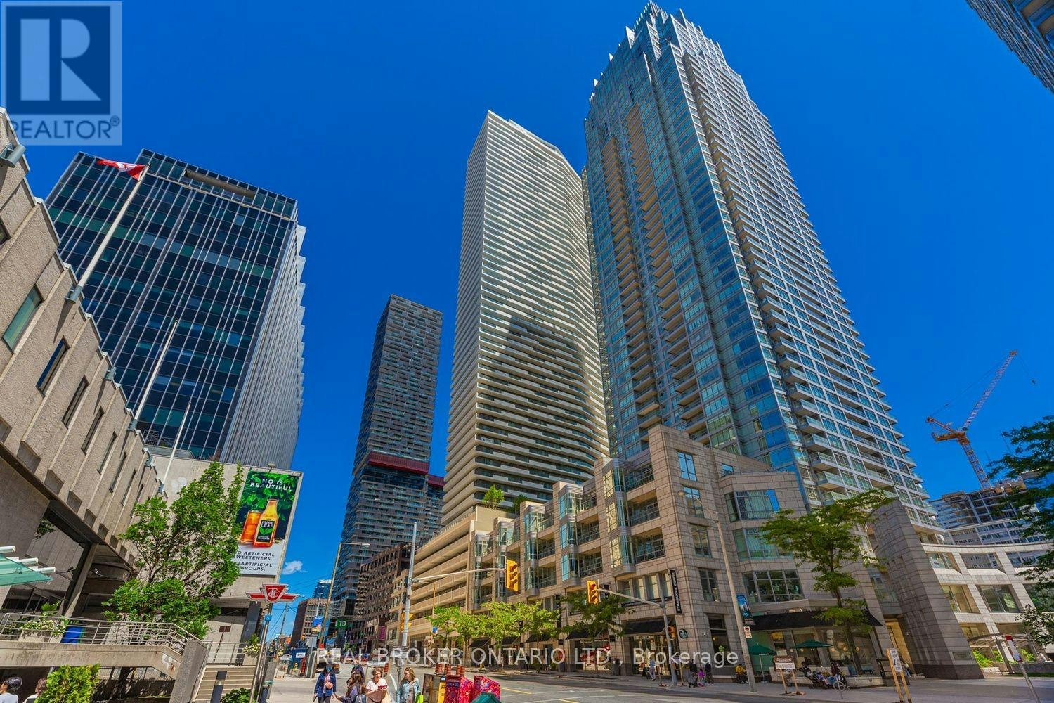 4207-2221 Yonge Street, Toronto, ON, M4S 2B4 - 20