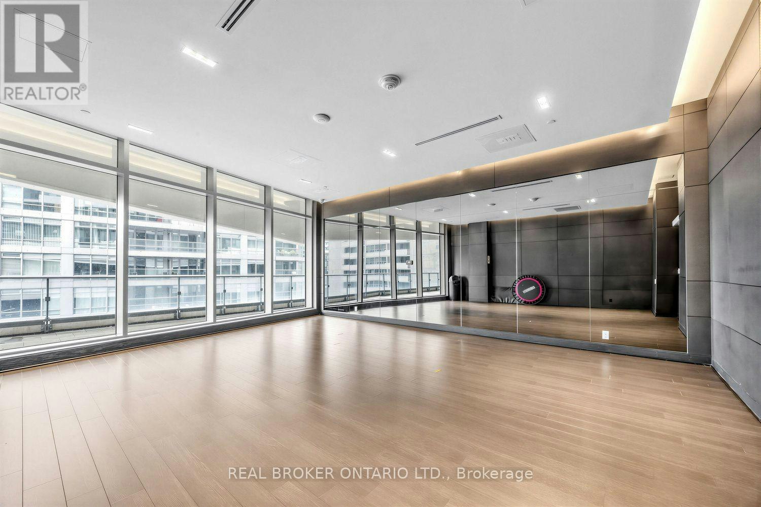 4207-2221 Yonge Street, Toronto, ON, M4S 2B4 - 17