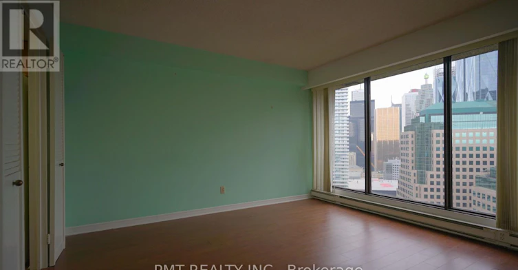 3107-65 Harbour Square, Toronto, ON, M5J 2L4 - 5