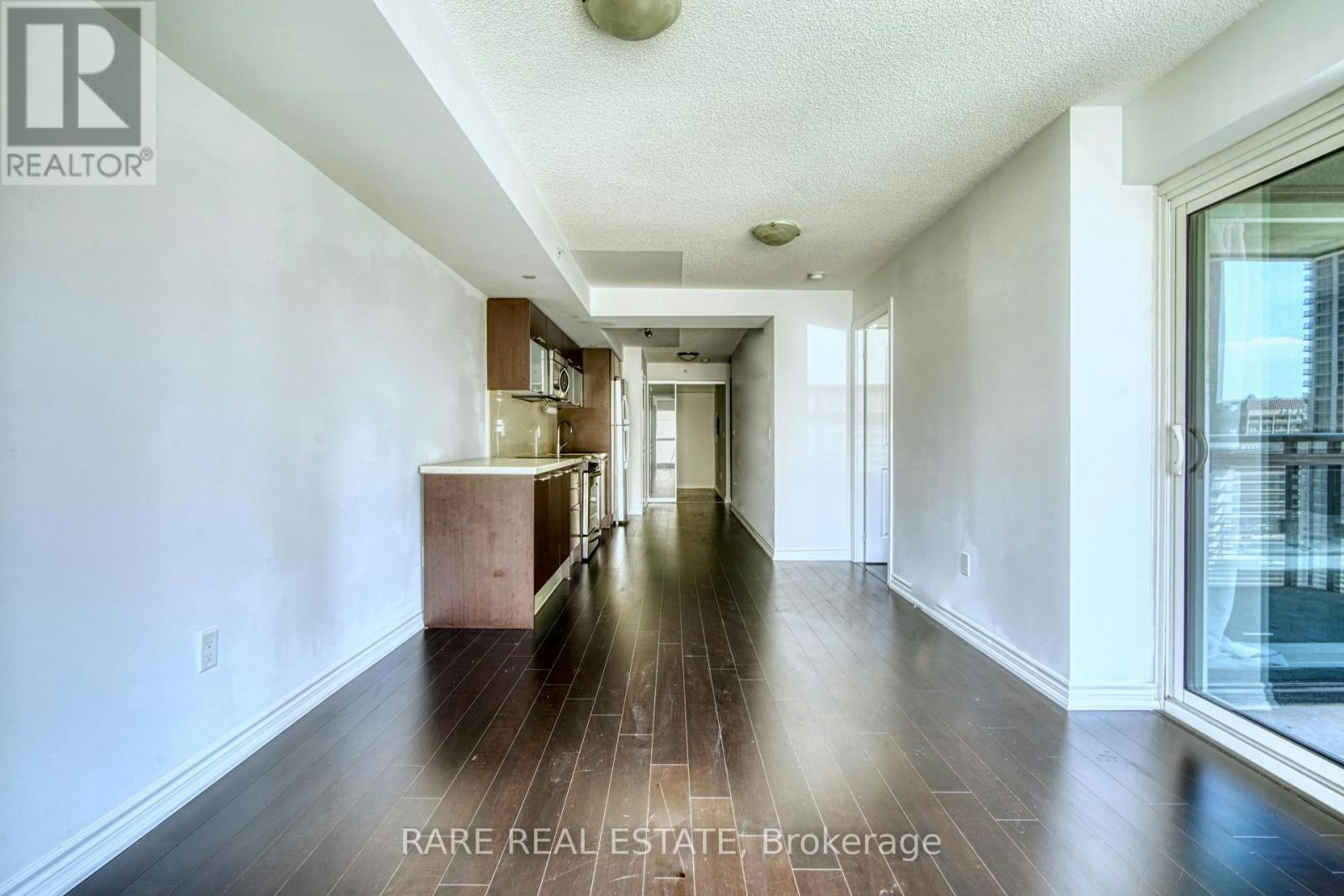 1024-386 Yonge Street, Toronto, ON, M6B 0A5 - 8