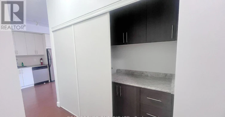 1702-112 George Street, Toronto, ON, M5A 2M5 - 7