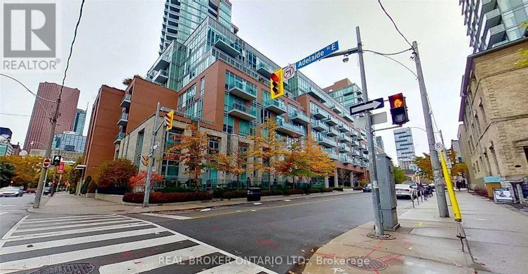 1702-112 George Street, Toronto, ON, M5A 2M5 - 2