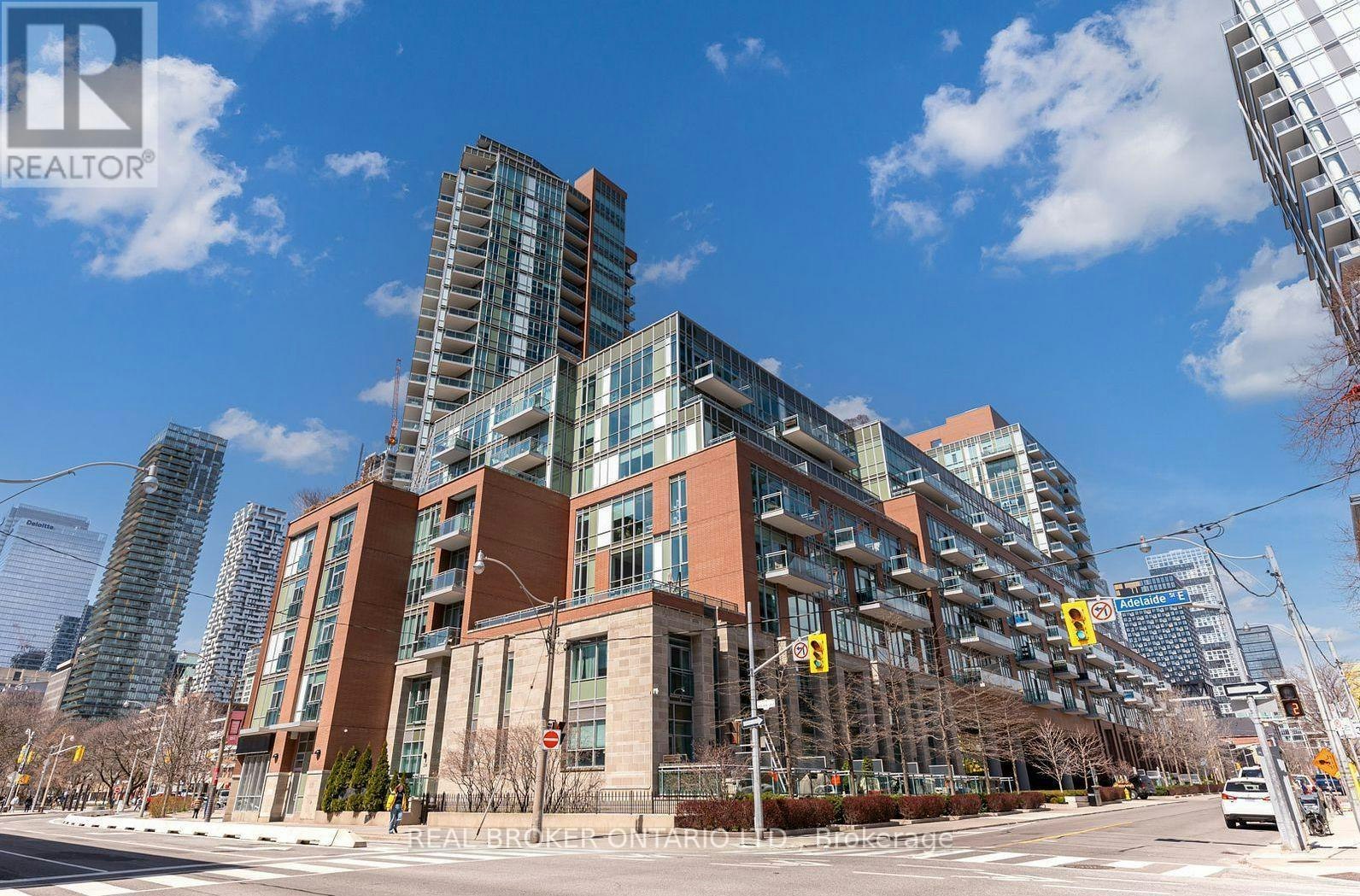 1702-112 George Street, Toronto, ON, M5A 2M5