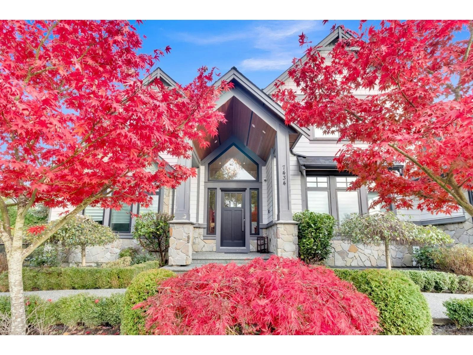 7434 202a Street, Langley, BC, V2Y 1V4