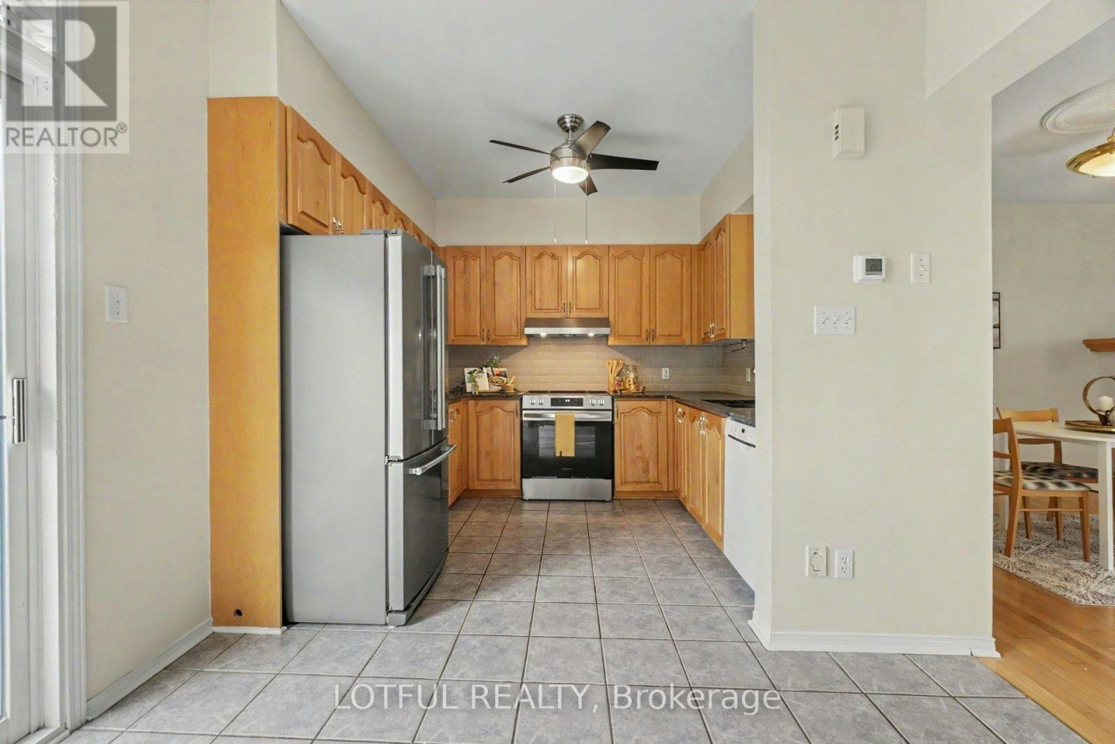 68 Metropole Private, Ottawa, ON, K1Z 1G1 - 11