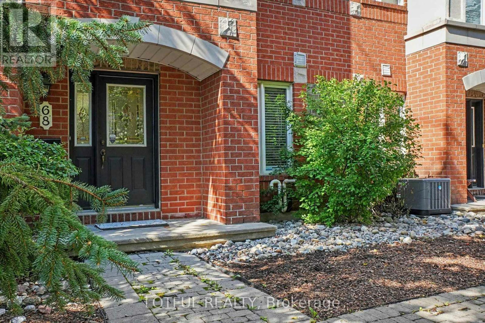 68 Metropole Private, Ottawa, ON, K1Z 1G1 - 2