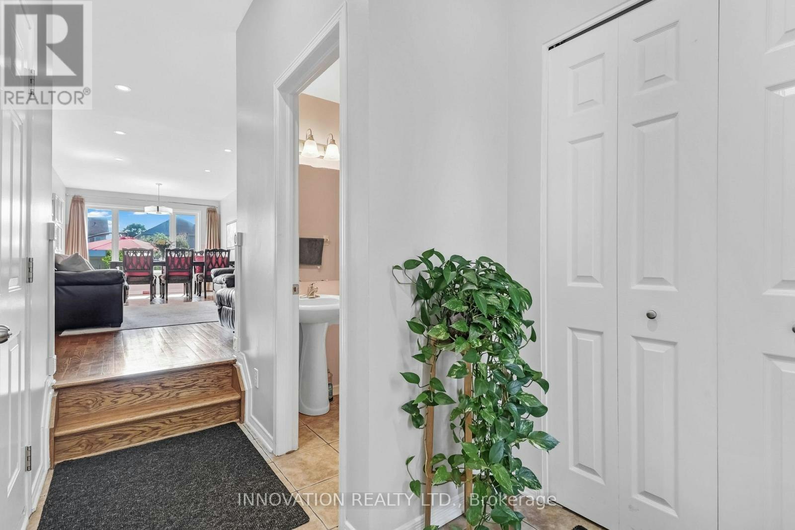 165 Lilibet Crescent, Ottawa, ON, K1V 2A2 - 4