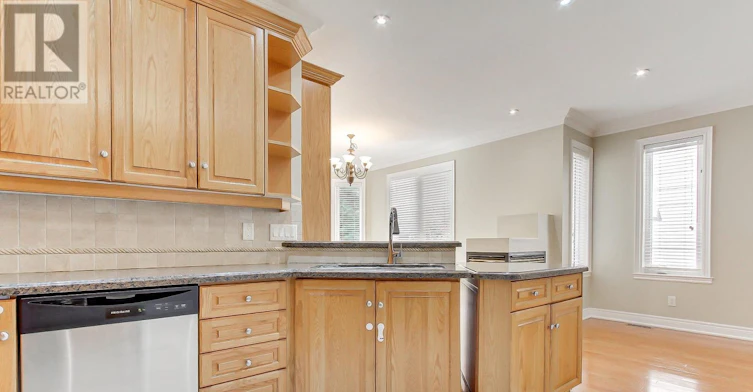 61 Pemberton Road, Richmond Hill, ON, L4C 3T5 - 13