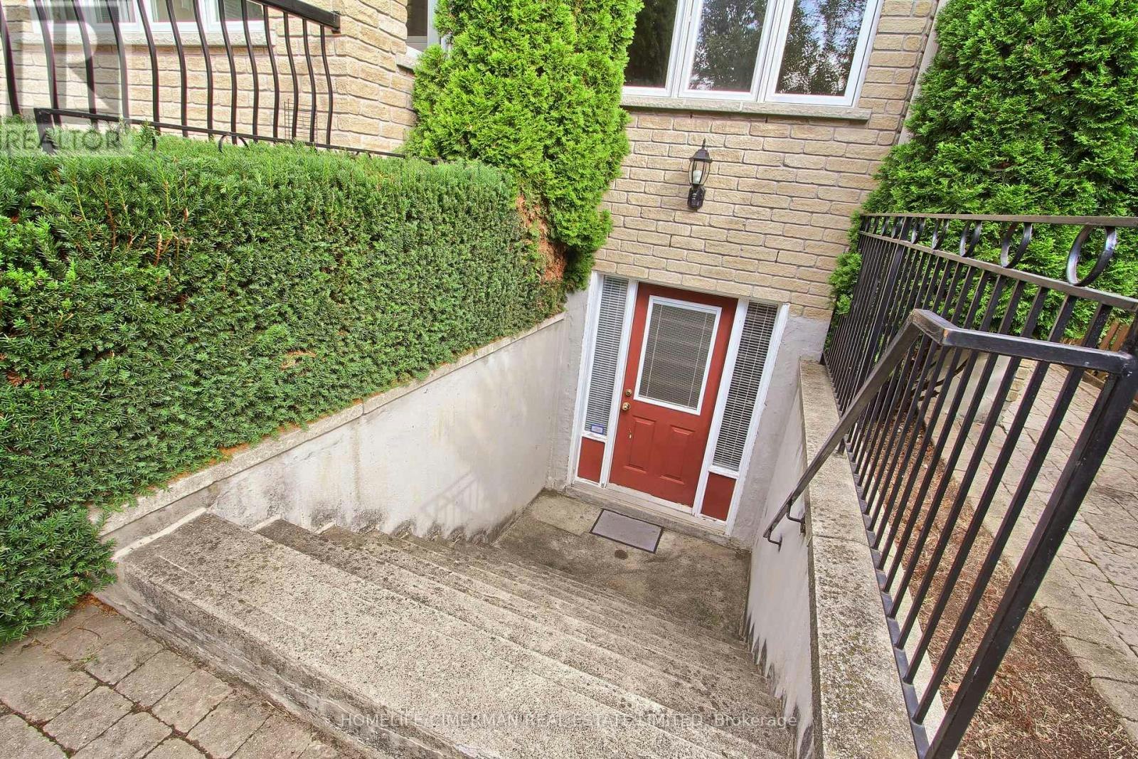 61 Pemberton Road, Richmond Hill, ON, L4C 3T5 - 45