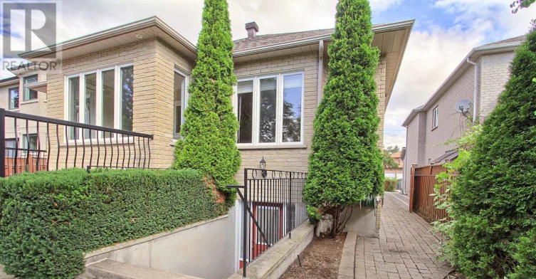 61 Pemberton Road, Richmond Hill, ON, L4C 3T5 - 44