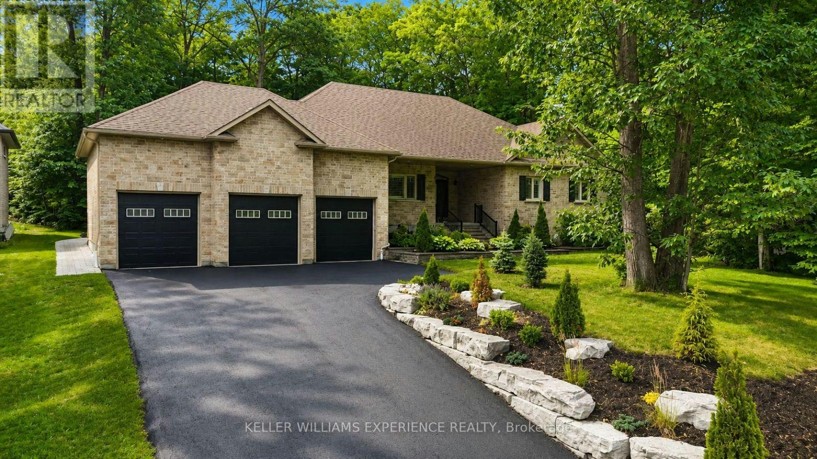 41 Heron Boulevard, Springwater, ON, L0L 1Y3
