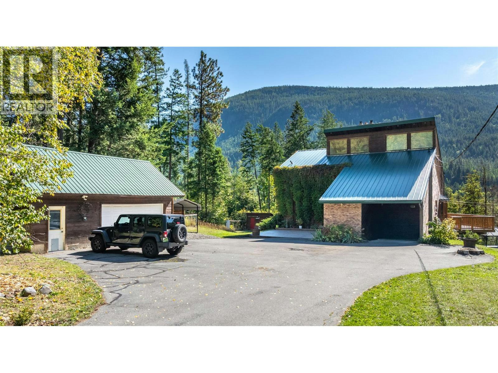 4681 N Goat River Road, Arrow Creek, BC, V0B 1G9