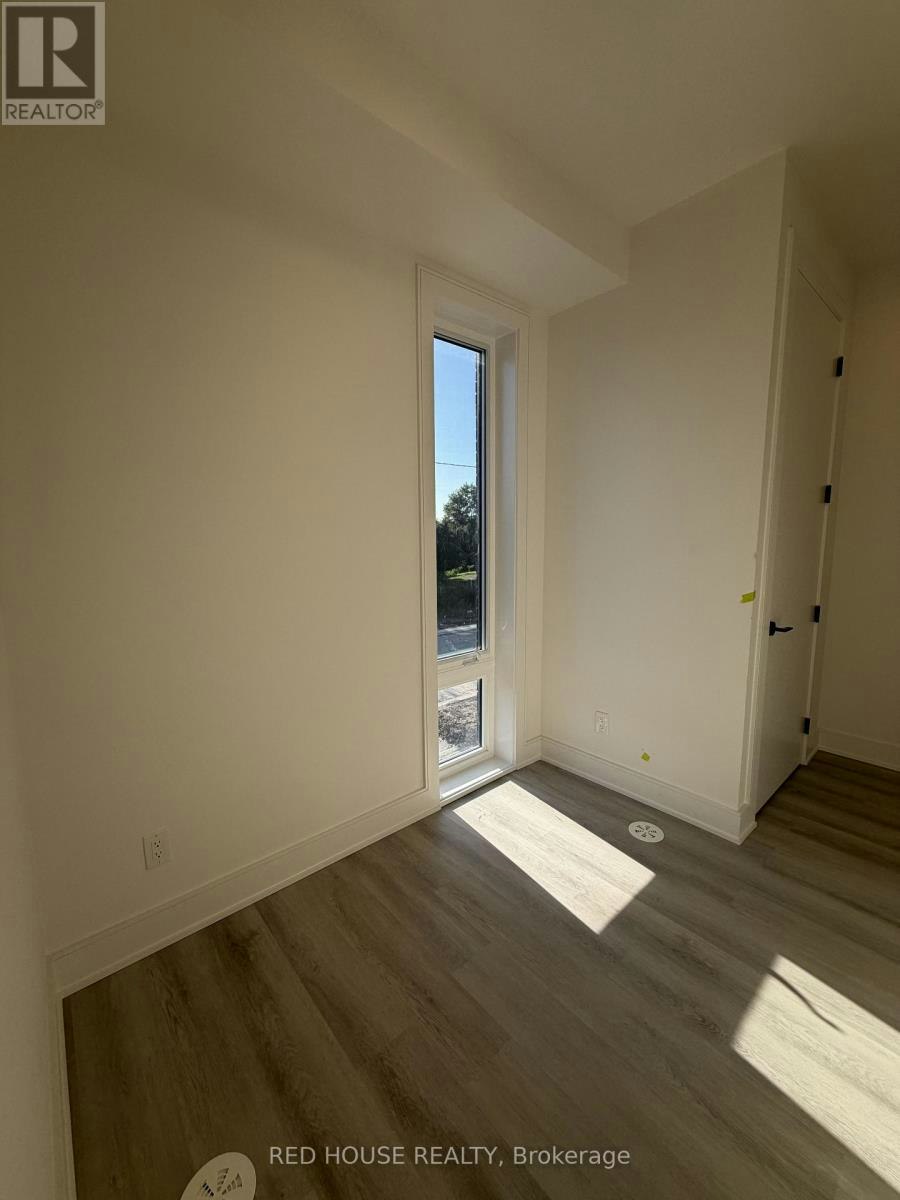 214 Ellis Avenue, St. Catharines, ON, L2P 0H2 - 18