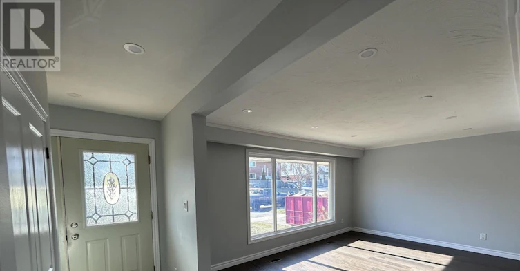 MAIN-125 Cabot Street, Oshawa, ON, L1J 5R8 - 2