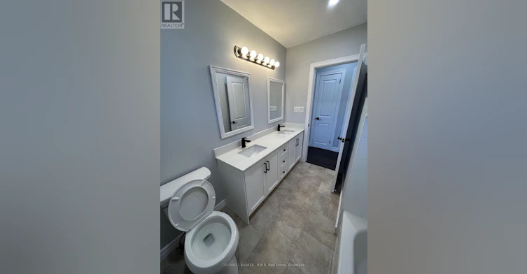 MAIN-125 Cabot Street, Oshawa, ON, L1J 5R8 - 19