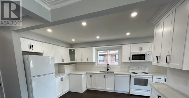 MAIN-125 Cabot Street, Oshawa, ON, L1J 5R8 - 8