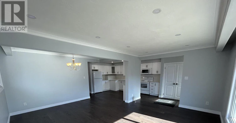 MAIN-125 Cabot Street, Oshawa, ON, L1J 5R8 - 4