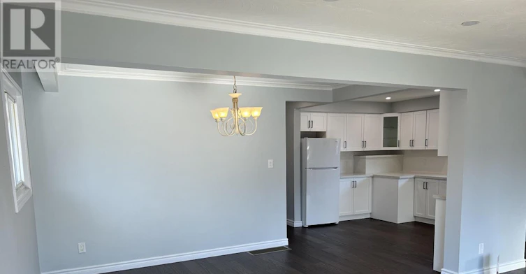 MAIN-125 Cabot Street, Oshawa, ON, L1J 5R8 - 7