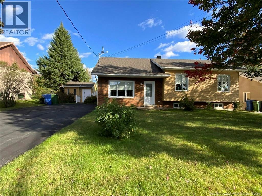 15 Victor Street, Edmundston, NB, E7C 1J9