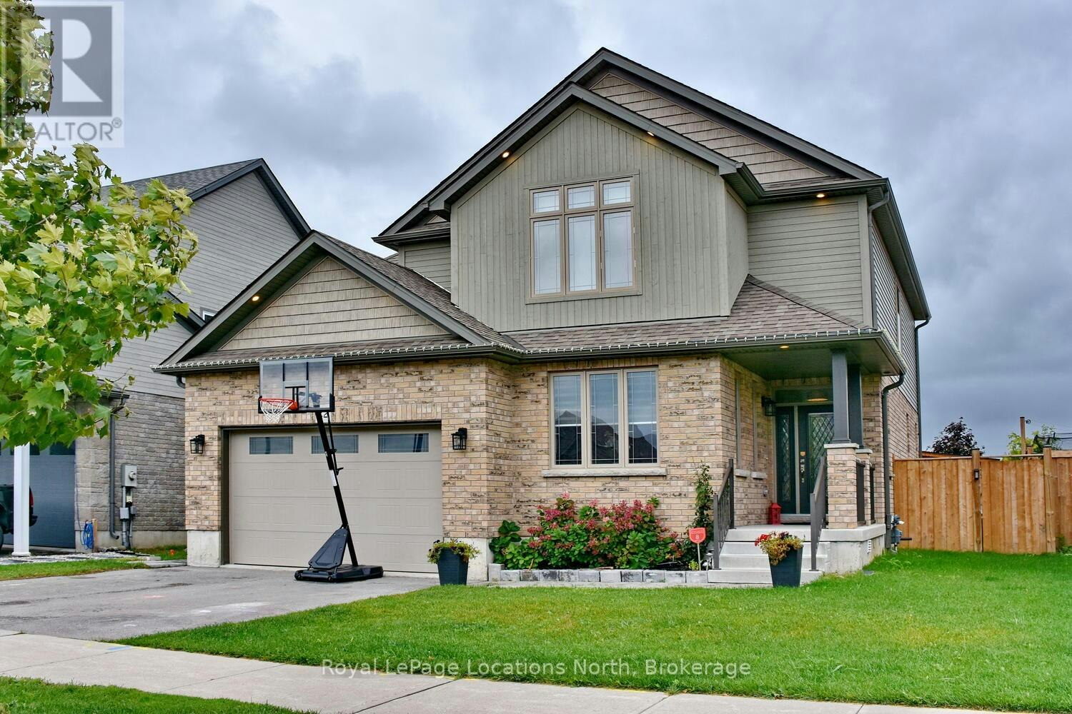 22 Portland Street, Collingwood, ON, L9Y 0W9