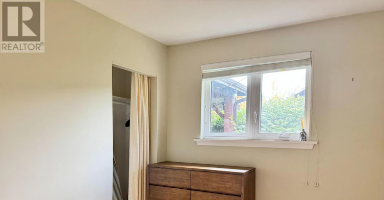 64 Grove Park Crescent, Toronto, ON, M2J 2C8 - 10