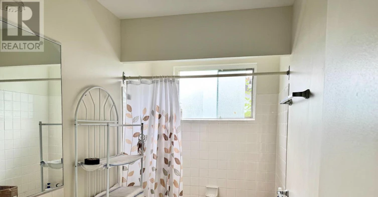 64 Grove Park Crescent, Toronto, ON, M2J 2C8 - 8