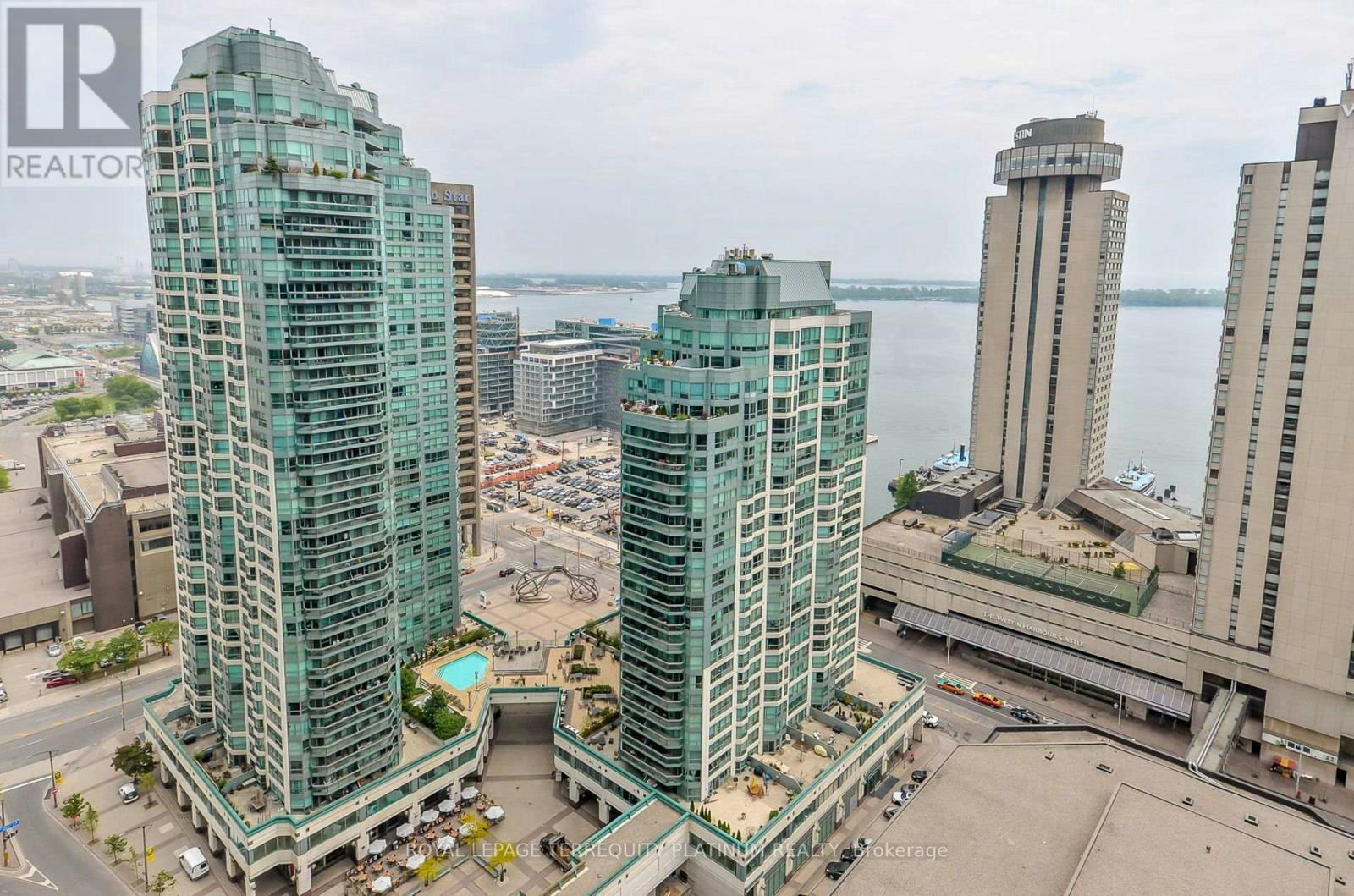 2409-10 Yonge Street, Toronto, ON, M5E 1R4