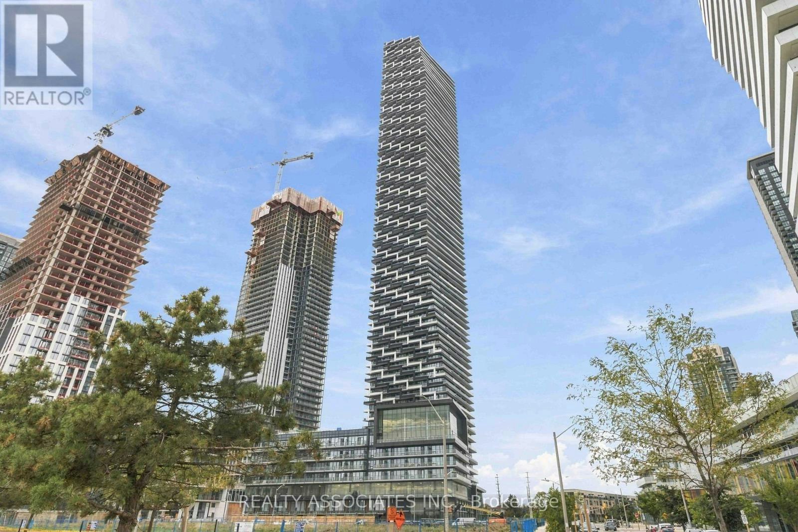 5703-448 Burnhamthorpe Road W, Mississauga, ON, L5B 0R4 - 2