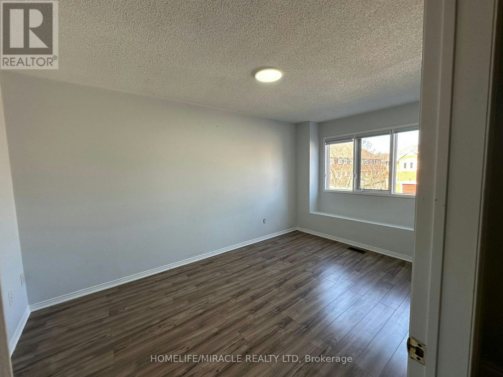 3918 Zenith Court, Mississauga, ON, L5N 7H7 - 14