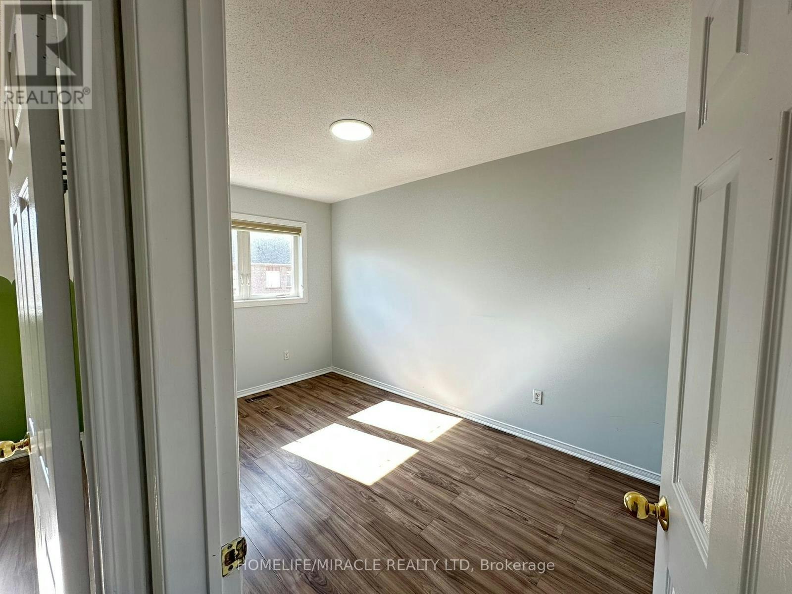 3918 Zenith Court, Mississauga, ON, L5N 7H7 - 21