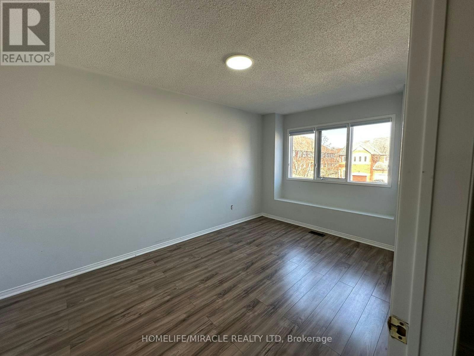 3918 Zenith Court, Mississauga, ON, L5N 7H7 - 13