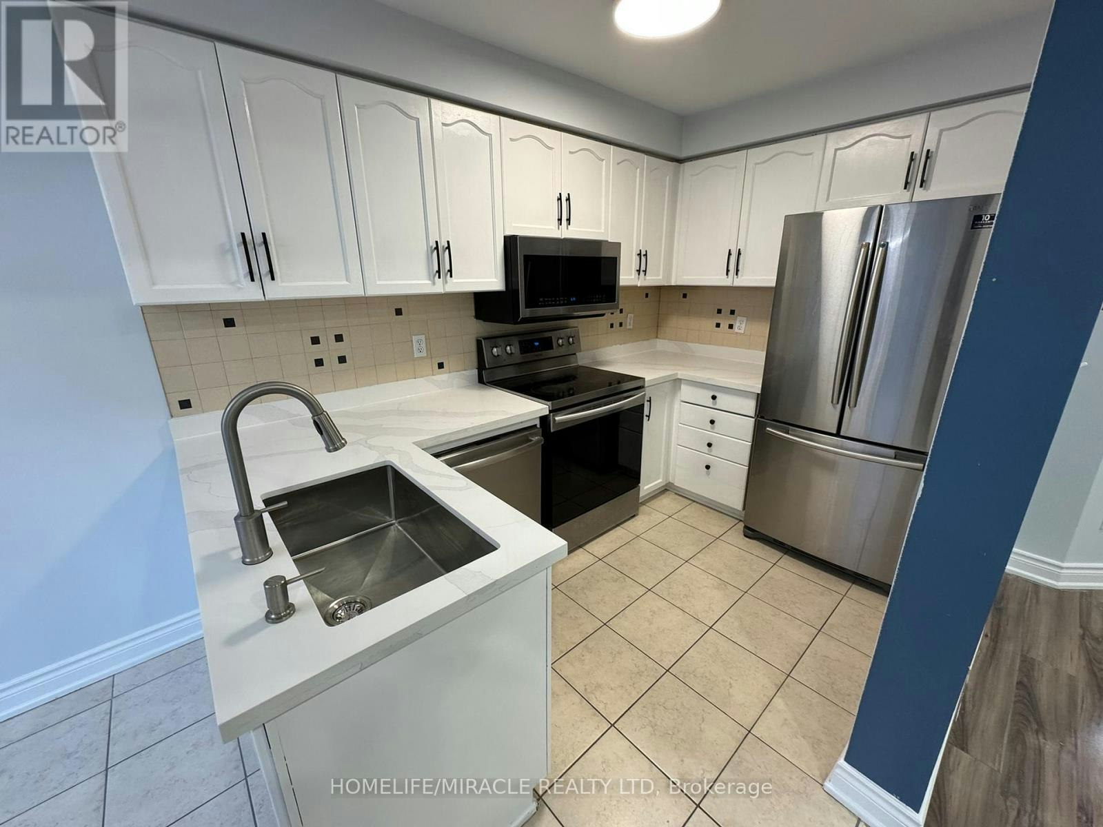 3918 Zenith Court, Mississauga, ON, L5N 7H7 - 7