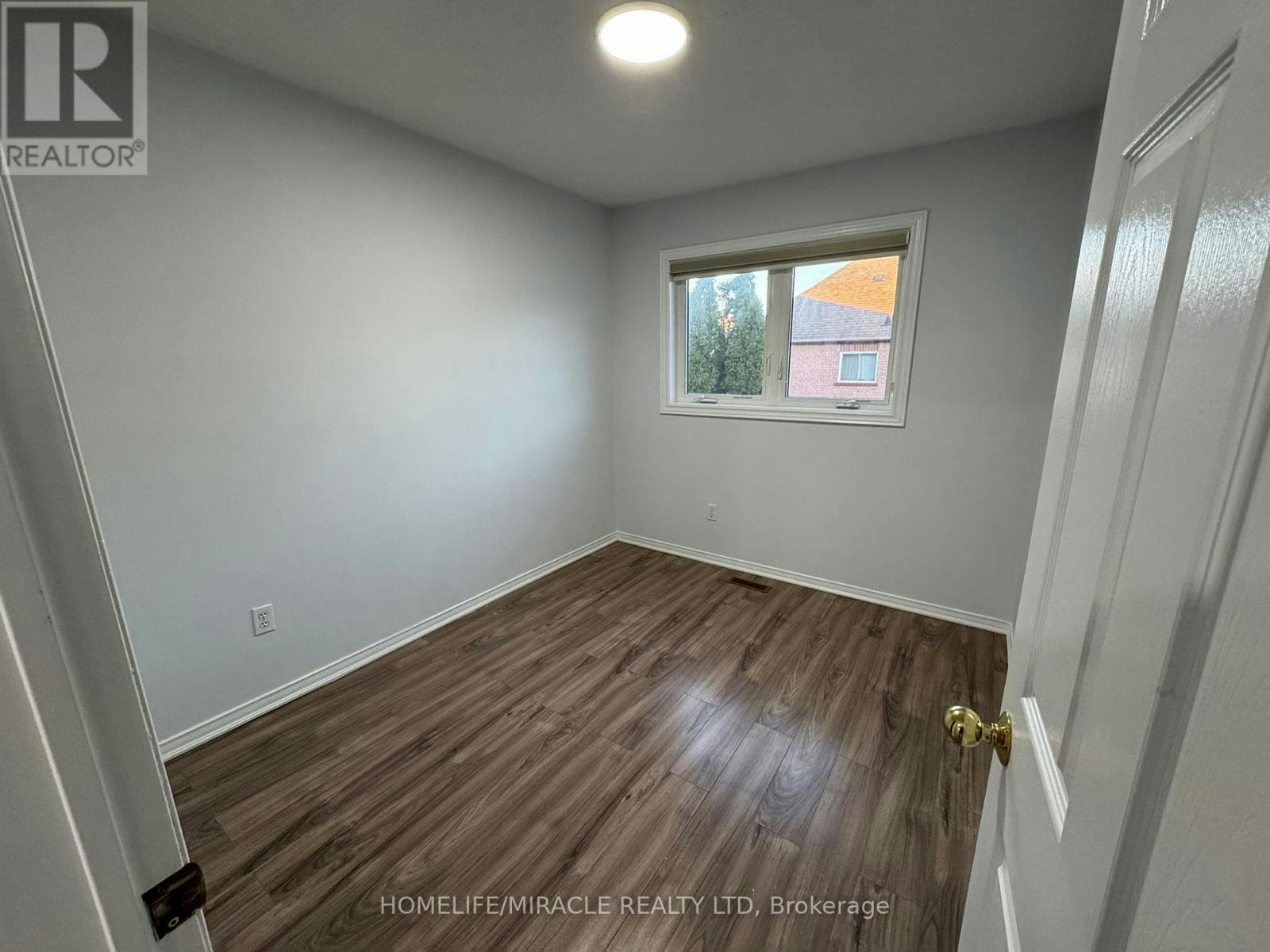 3918 Zenith Court, Mississauga, ON, L5N 7H7 - 24