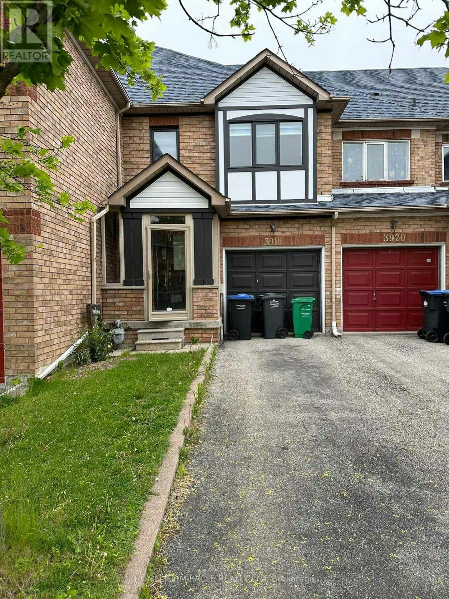 3918 Zenith Court, Mississauga, ON, L5N 7H7 - 2