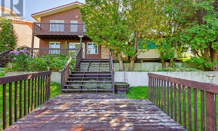 56 Silverbirch Crescent