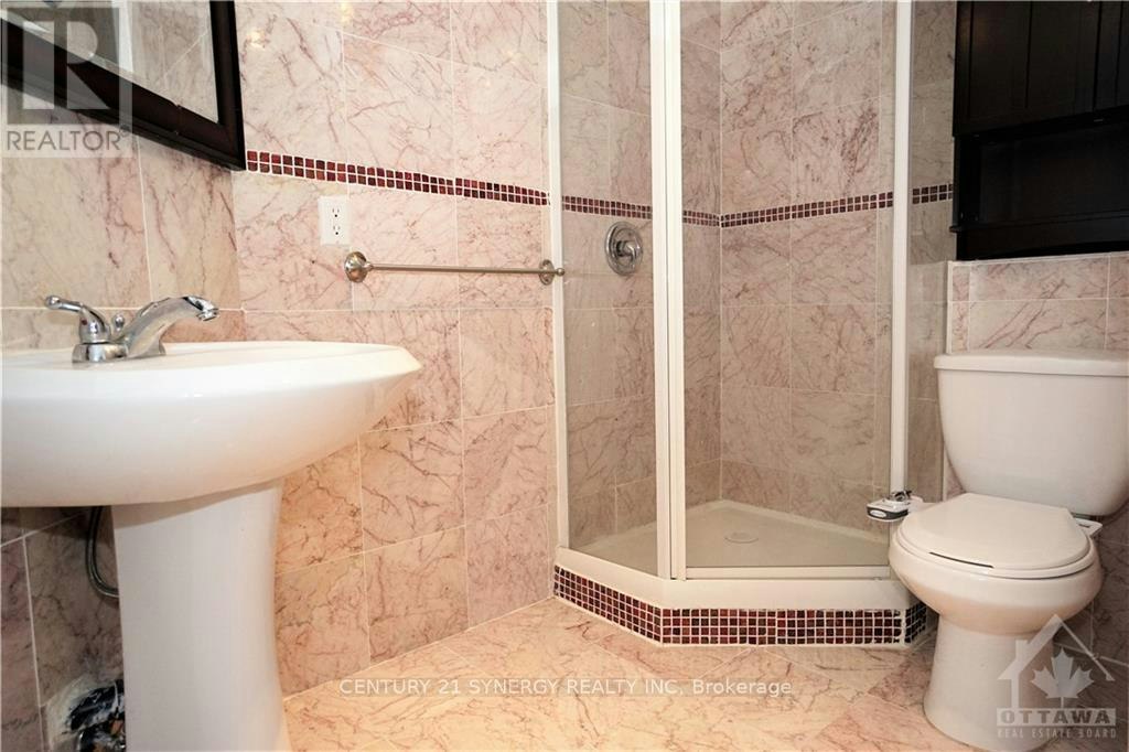 1075 Goward Drive, Ottawa, ON, K2W 0A4 - 24