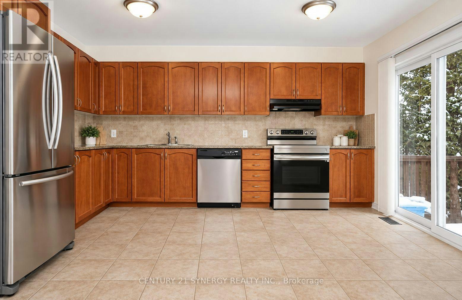 1075 Goward Drive, Ottawa, ON, K2W 0A4 - 8