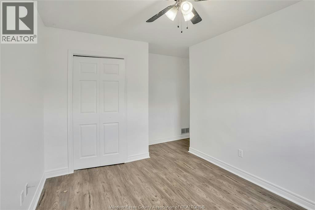 1272 Pacific SOUTH, Windsor, ON, N8X 5A2 - 13