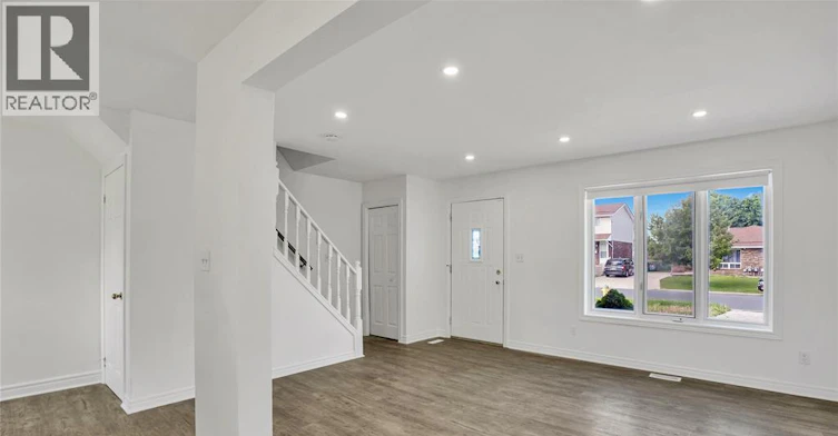 1272 Pacific SOUTH, Windsor, ON, N8X 5A2 - 5