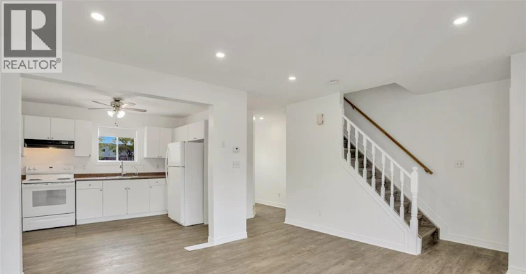 1272 Pacific SOUTH, Windsor, ON, N8X 5A2 - 3