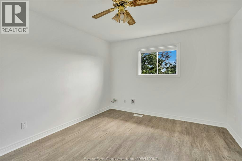 1272 Pacific SOUTH, Windsor, ON, N8X 5A2 - 10